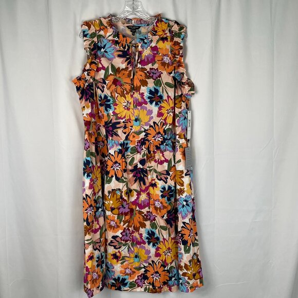 Maggy London Woman Floral Ruffled Swing Dress - Picture 3 of 13